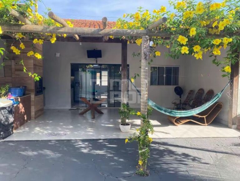 2a9a78f8-5ed8-4733-b575-3b8fc855c541