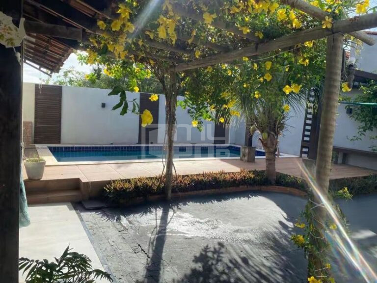 f27aeea5-2a1b-40ef-a3bc-12f14eacf9cc